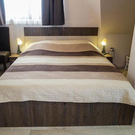 קופאוניק Apartman Milmari Idila מראה חיצוני תמונה