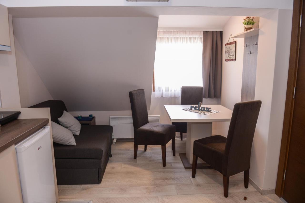 קופאוניק Apartman Milmari Idila מראה חיצוני תמונה